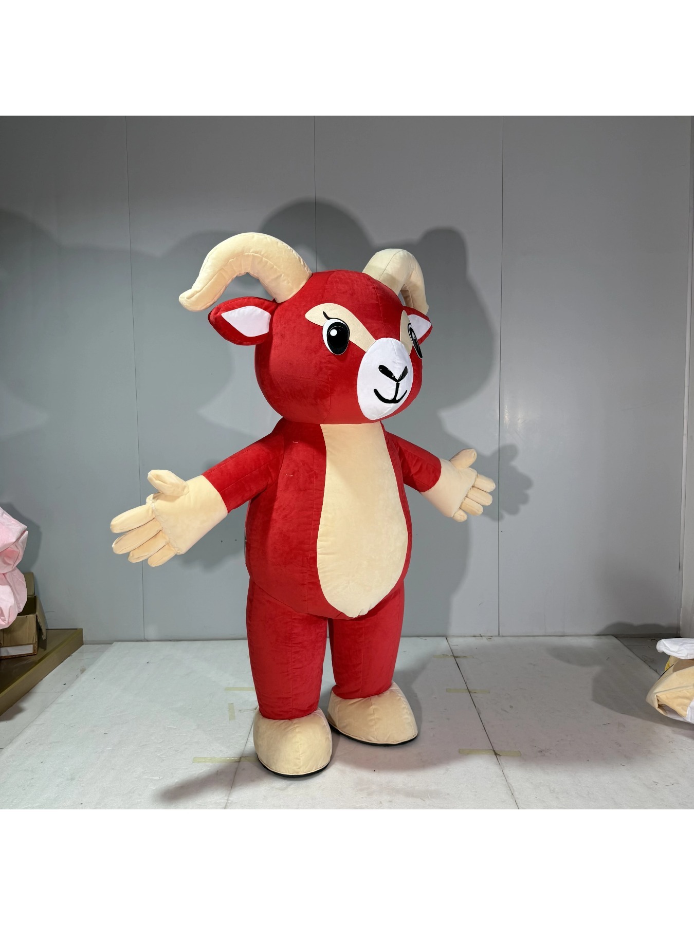 Disfraz de Mascota de Cabra Ro - Costumes reseña y precio